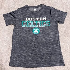 Children’s medium Boston Celtics athletic shirt